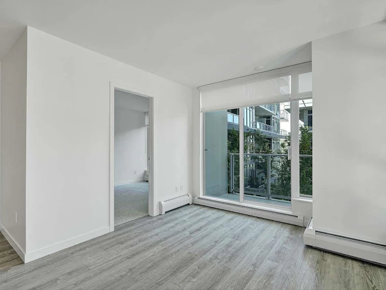 417-13350 Central Avenue, Surrey, BC, V3T 0S1 - 4