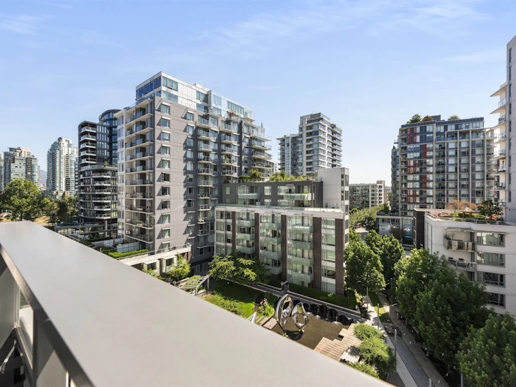 708-1688 Pullman Porter Street, Vancouver, BC, V6A 0H3 - 19