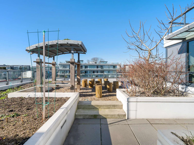 708-1688 Pullman Porter Street, Vancouver, BC, V6A 0H3 - 21