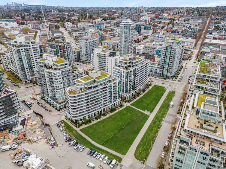708-1688 Pullman Porter Street, Vancouver, BC, V6A 0H3 - 32