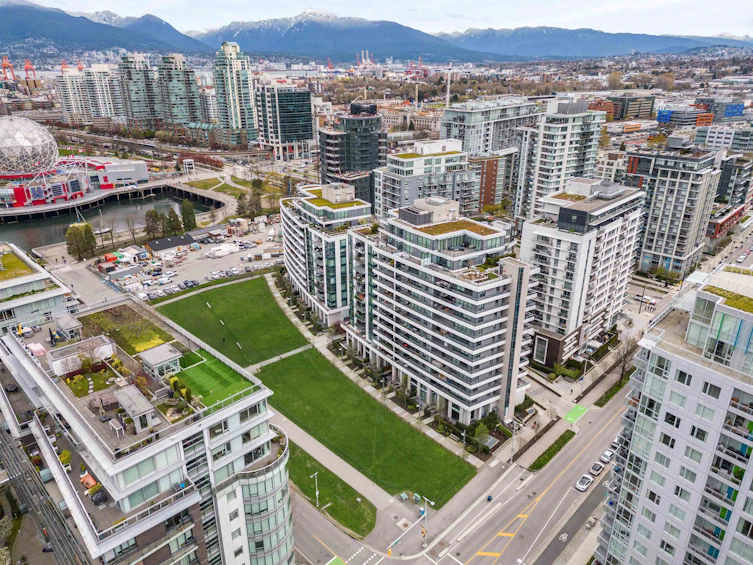 708-1688 Pullman Porter Street, Vancouver, BC, V6A 0H3 - 34