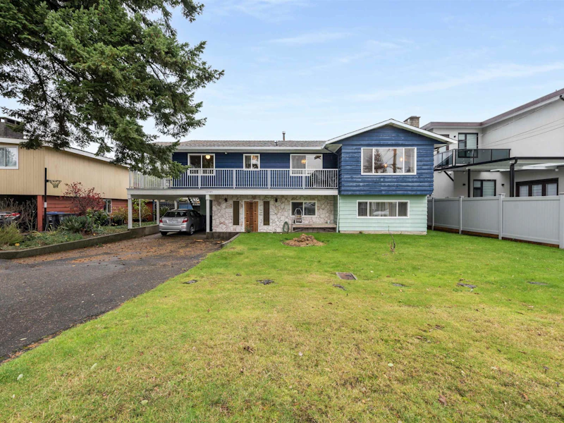 12481 95a Avenue, Surrey BC V3V 1R2