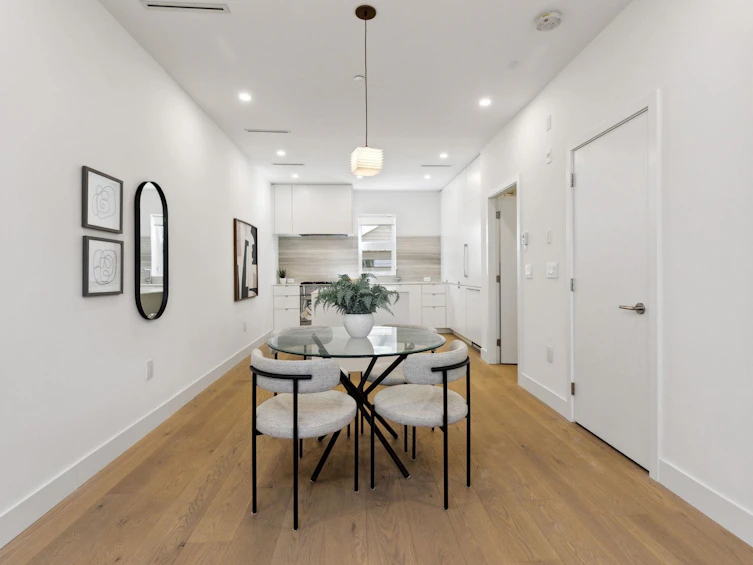 3232 Columbia Street, Vancouver, BC, V5Y 1Y7 - 7