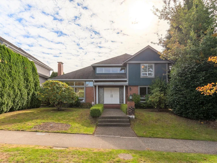 688 W 29th Avenue, Vancouver, BC, V5Z 2H9 - 6