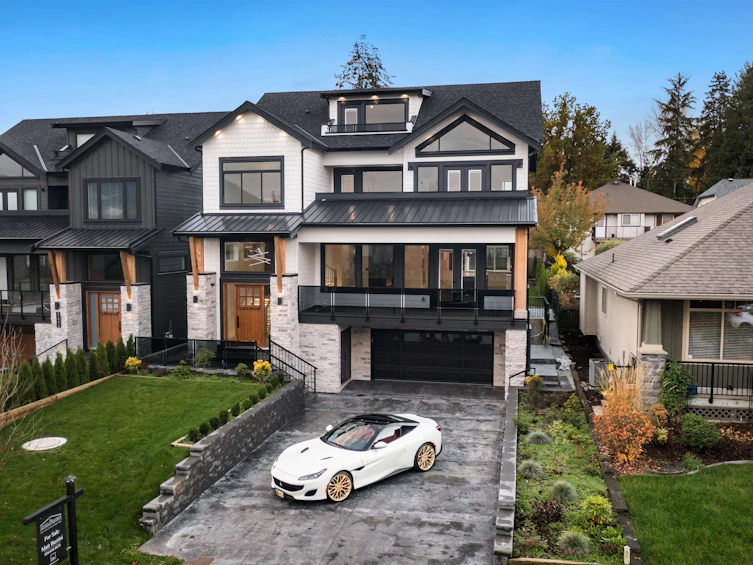 21980 Isaac Crescent, Maple Ridge, BC, V2X 8N8 - 2