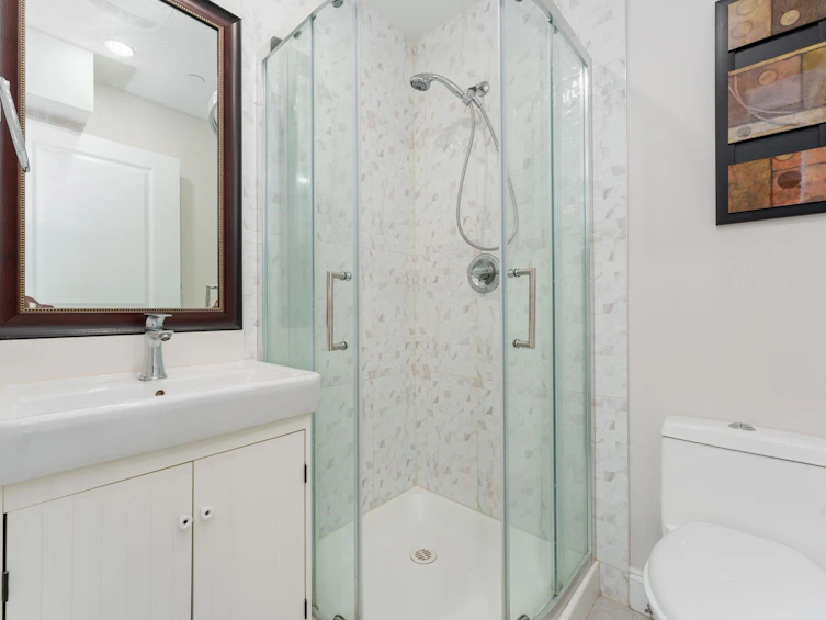 2984 W 31st Avenue, Vancouver, BC, V6L 2A4 - 29