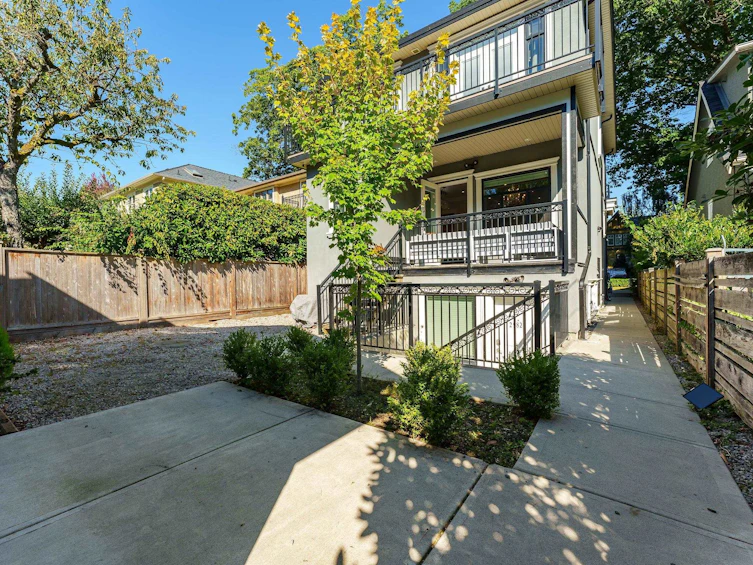 2984 W 31st Avenue, Vancouver, BC, V6L 2A4 - 32