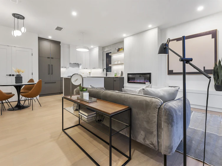 2551 Triumph Street, Vancouver, BC, V5K 1S7 - 9