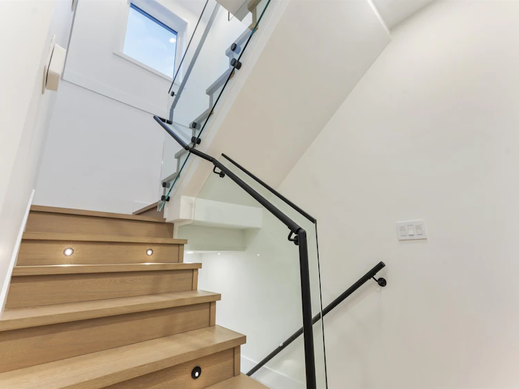 2551 Triumph Street, Vancouver, BC, V5K 1S7 - 18