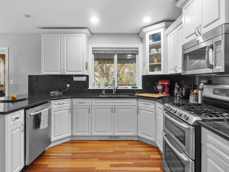 412 Miami River Drive, Harrison Hot Springs, BC, V0M 1K0 - 8