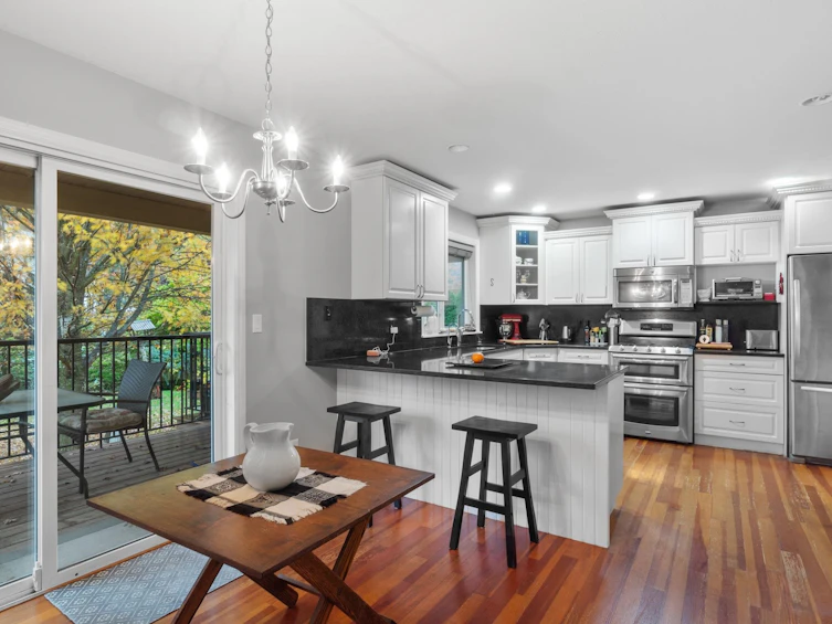 412 Miami River Drive, Harrison Hot Springs, BC, V0M 1K0 - 10
