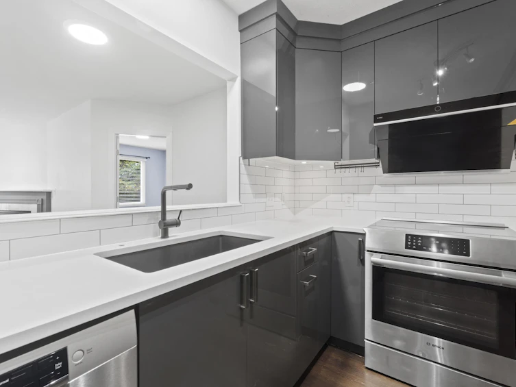 1-3701 Thurston Street, Burnaby, BC, V5H 1H6 - 9