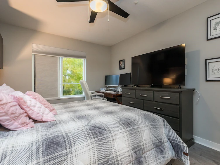 206-33502 George Ferguson Way, Abbotsford, BC, V2S 8G3 - 21