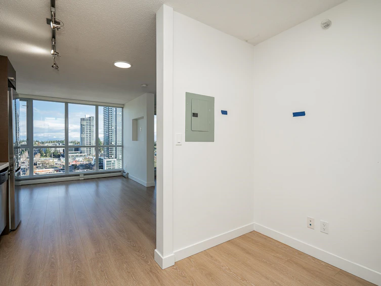 2112-10777 University Drive, Surrey, BC, V3T 0E7 - 13