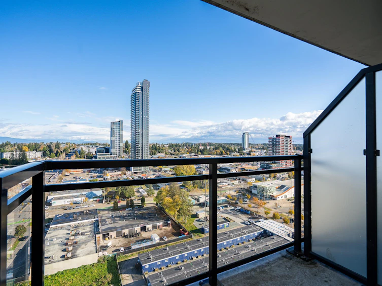 2112-10777 University Drive, Surrey, BC, V3T 0E7 - 24