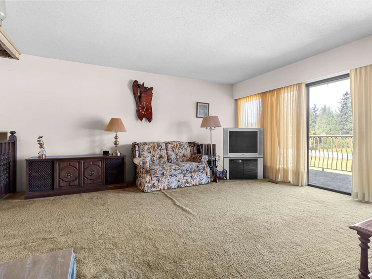 25714 Dewdney Trunk Road, Maple Ridge, BC, V4R 1Y2 - 9