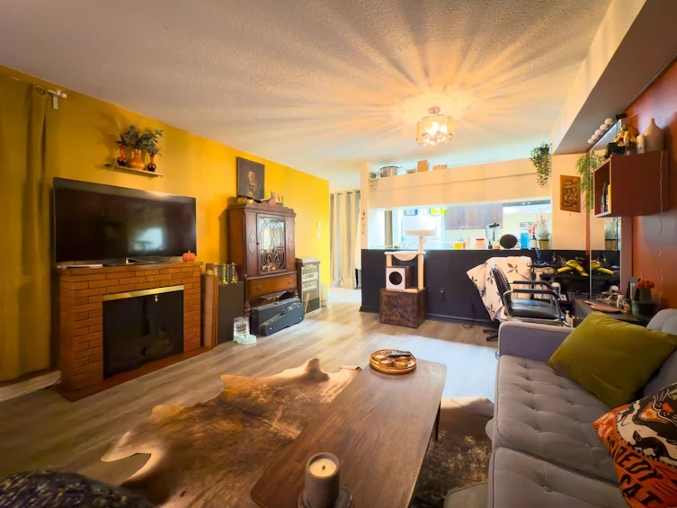 103-1040 E Broadway Avenue, Vancouver, BC, V5T 4N7 - 4