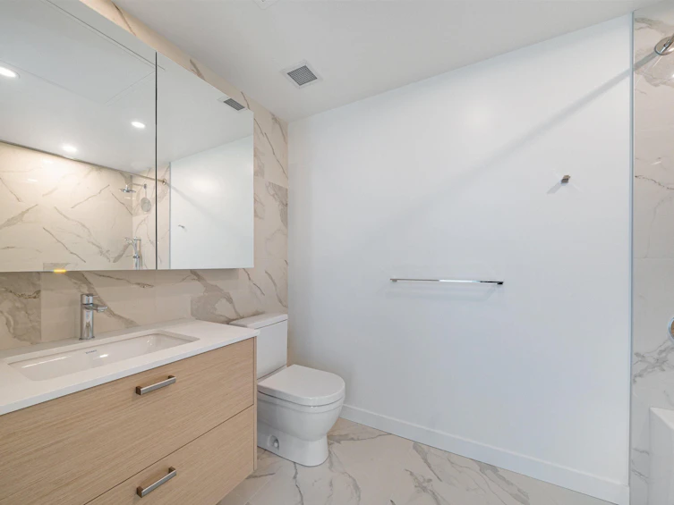 1703-200 Klahanie Court, West Vancouver, BC, V7P 0E4 - 8