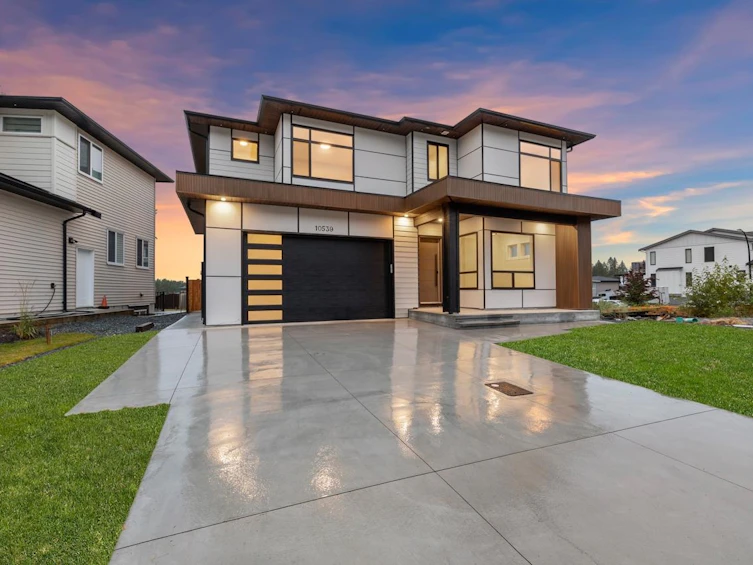 10539 Mcveety Street, Maple Ridge, BC, V2W 0K3 - 2
