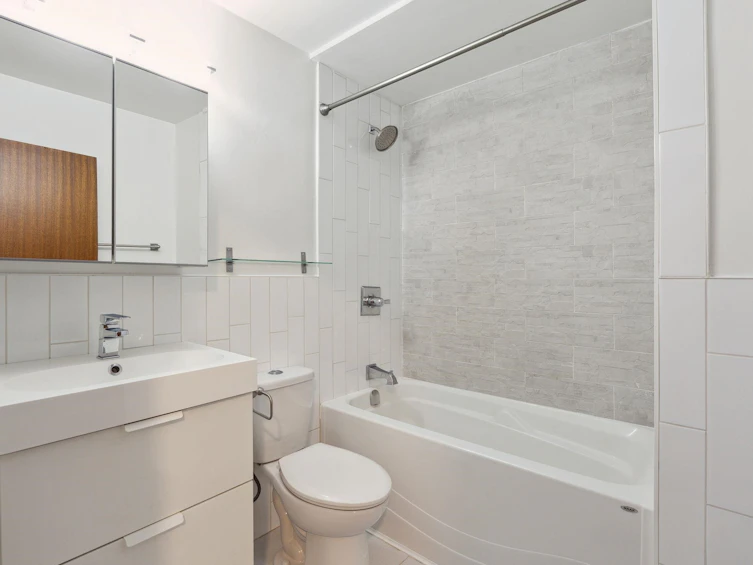 106-3731 W 6th Avenue, Vancouver, BC, V6R 1T8 - 15