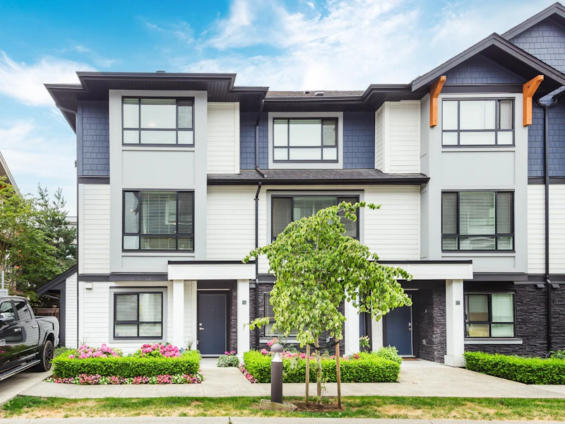 28 - 19704 55a Avenue, Langley BC