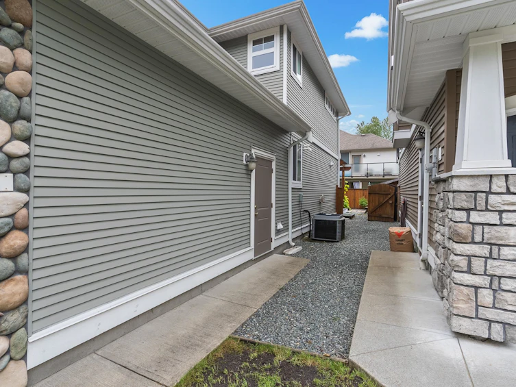 8712 Nottman Street, Mission, BC, V2V 0C1 - 35