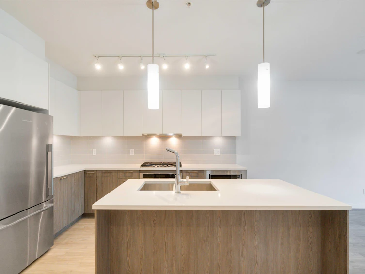 110-625 E 3rd Street, North Vancouver, BC, V7L 0G3 - 4