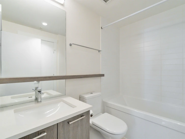 110-625 E 3rd Street, North Vancouver, BC, V7L 0G3 - 5