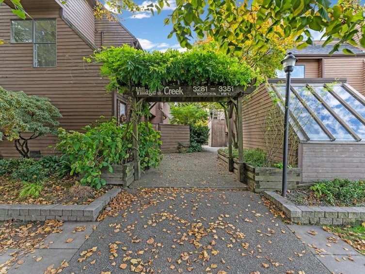 3295 Mountain Highway, North Vancouver, BC, V7K 2H4 - 31