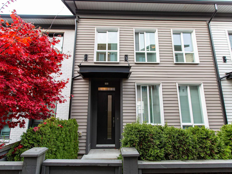 51-15898 27 Avenue, Surrey, BC, V3Z 0T2