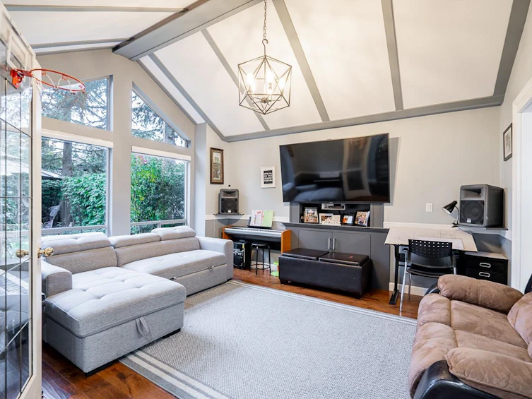 18516 64 Avenue, Surrey, BC, V3S 8J6 - 6