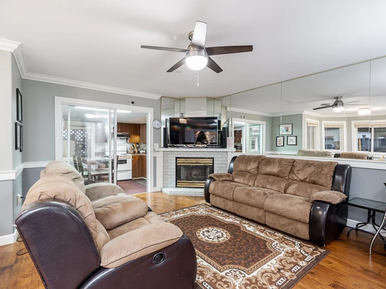 18516 64 Avenue, Surrey, BC, V3S 8J6 - 16