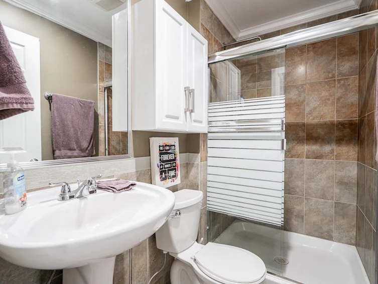 18516 64 Avenue, Surrey, BC, V3S 8J6 - 27