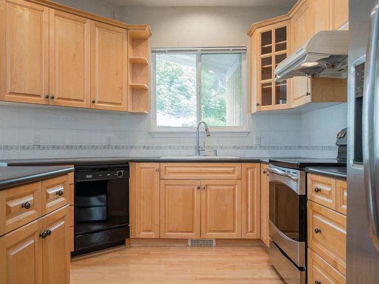 6768 Chateau Court, Delta, BC, V4E 3M7 - 8