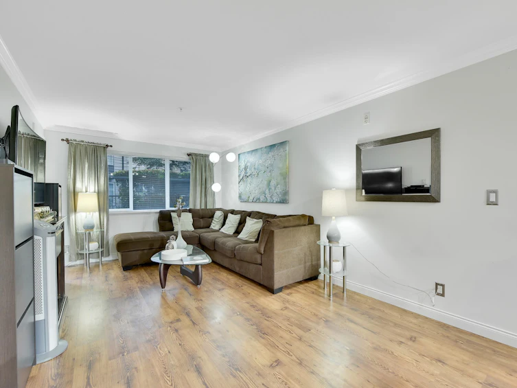101-5438 198 Street Street, Langley, BC, V3A 1G2 - 2