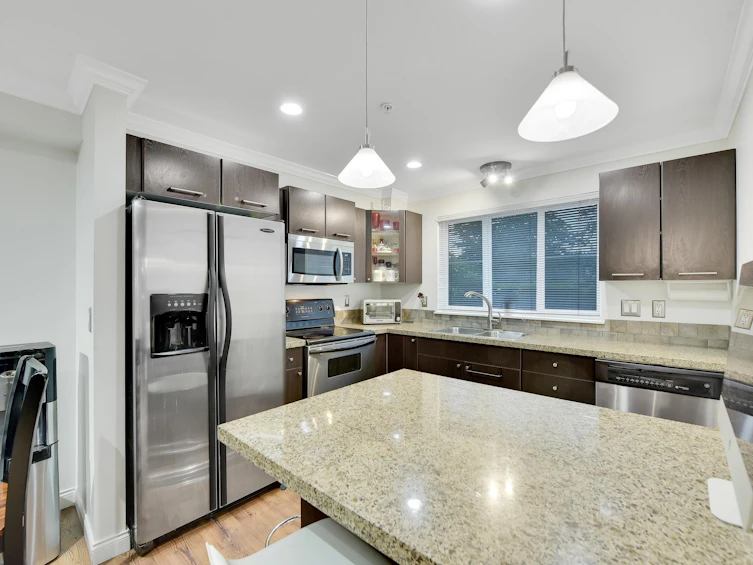 101-5438 198 Street Street, Langley, BC, V3A 1G2 - 6