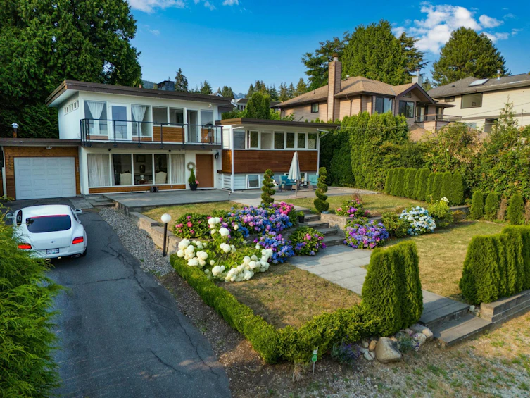 1555 Lawson Avenue, West Vancouver, BC, V7V 2C8 - 36