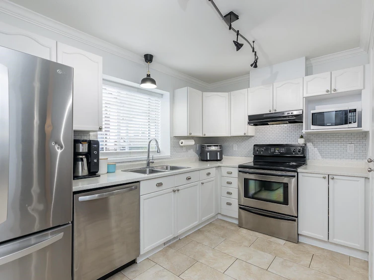57-45740 Thomas Road, Chilliwack, BC, V2R 3V9 - 3