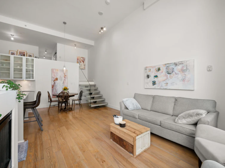 2731 Sophia Street, Vancouver, BC, V5T 3L1 - 12