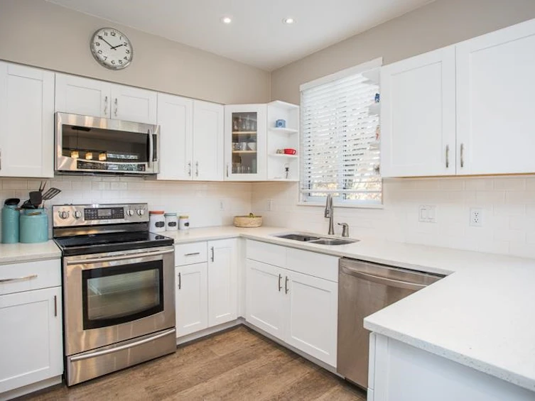 24-12920 Jack Bell Drive, Richmond, BC, V6V 2V9 - 9