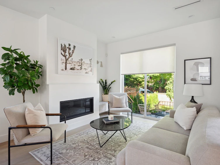 3225 Clark Drive, Vancouver, BC, V5V 4Y1 - 4