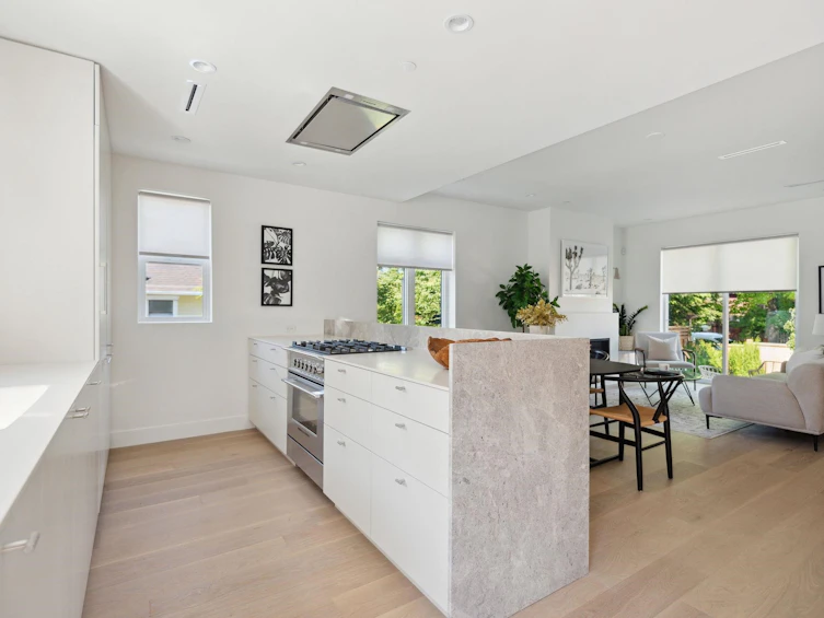 3225 Clark Drive, Vancouver, BC, V5V 4Y1 - 7