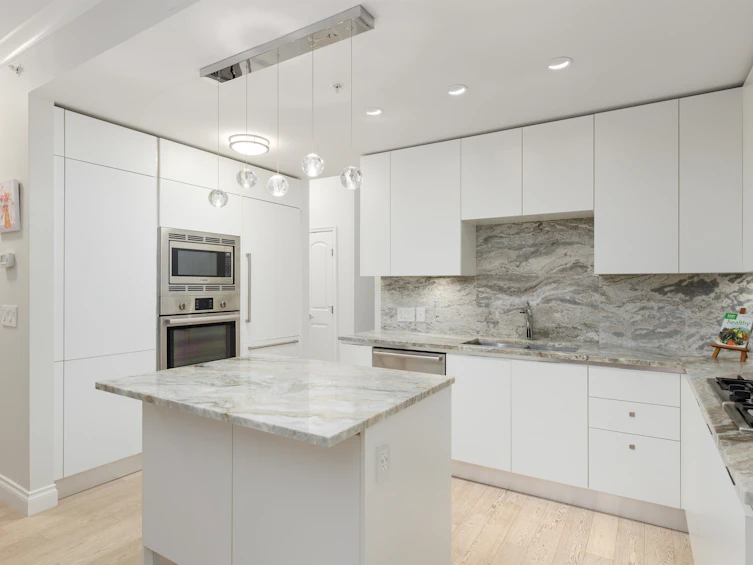 707-175 Victory Ship Way, North Vancouver, BC, V7L 0G1 - 8