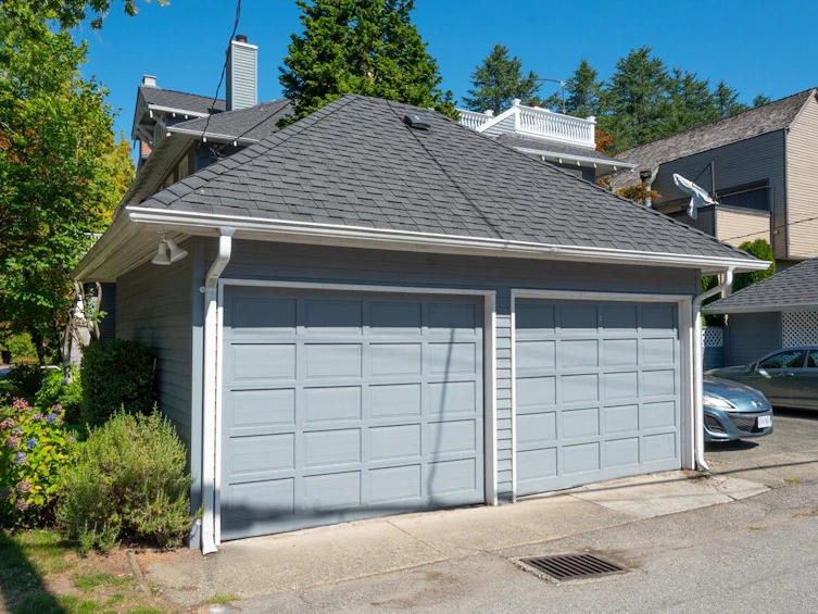 3132 Maple Street, Vancouver, BC, V6J 4X3 - 31