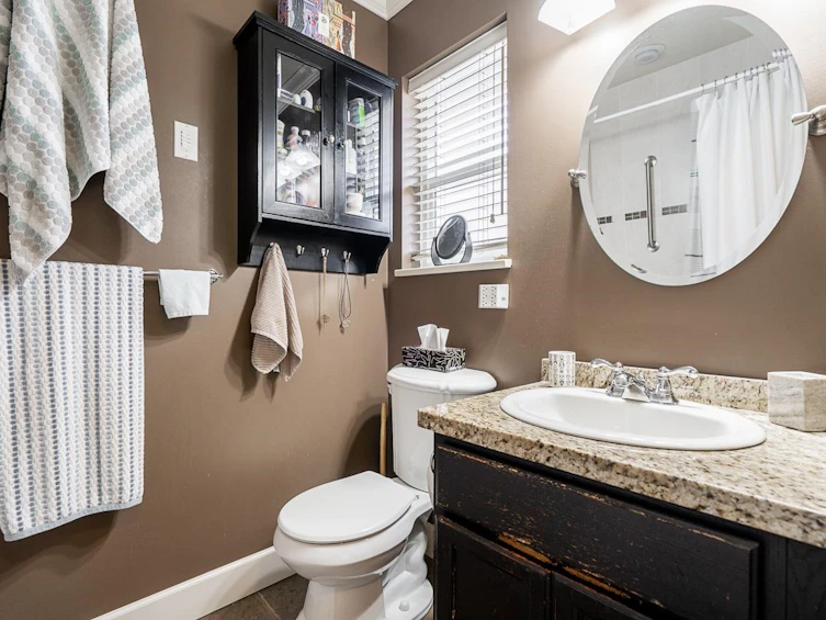 16137 10 Avenue, Surrey, BC, V4A 1A7 - 20
