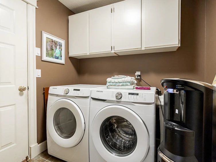 16137 10 Avenue, Surrey, BC, V4A 1A7 - 24
