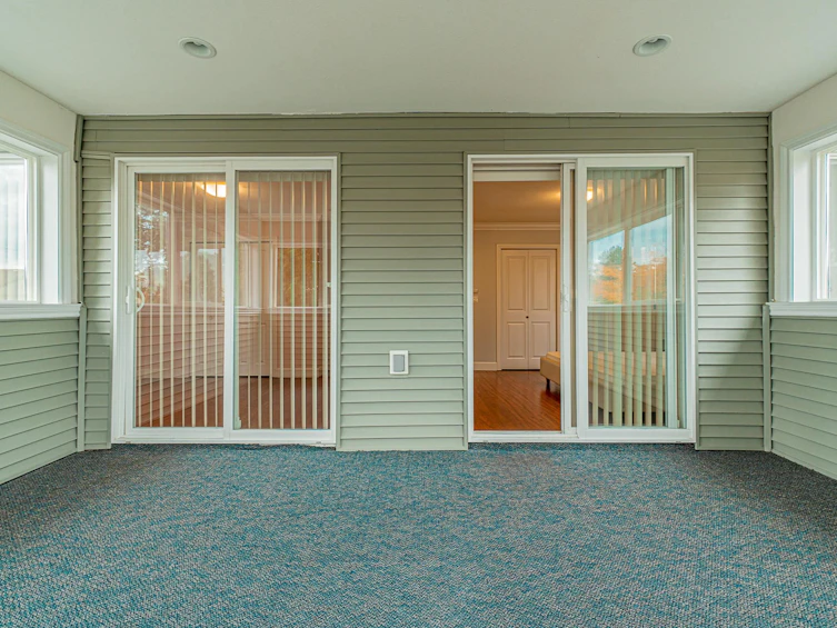 7008 Union Street, Burnaby, BC, V5A 1H9 - 31
