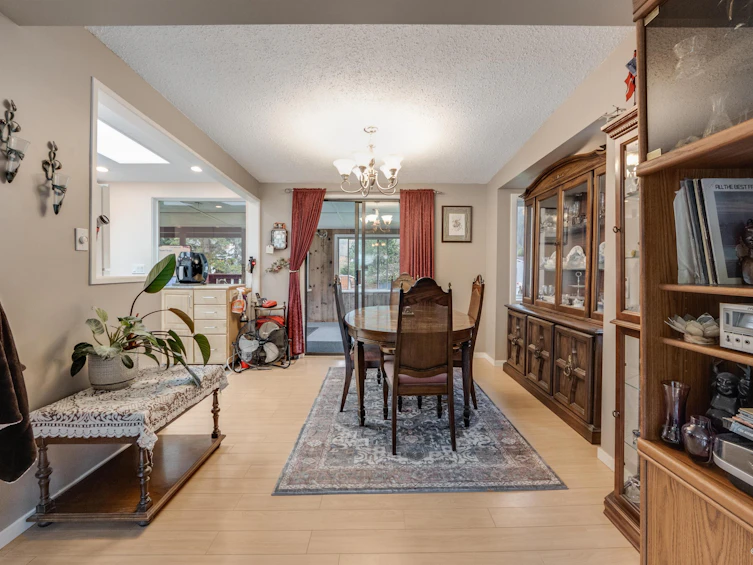 38144 Westway Avenue, Squamish, BC, V8B 0X6 - 6