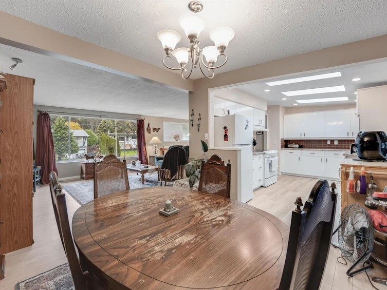 38144 Westway Avenue, Squamish, BC, V8B 0X6 - 11