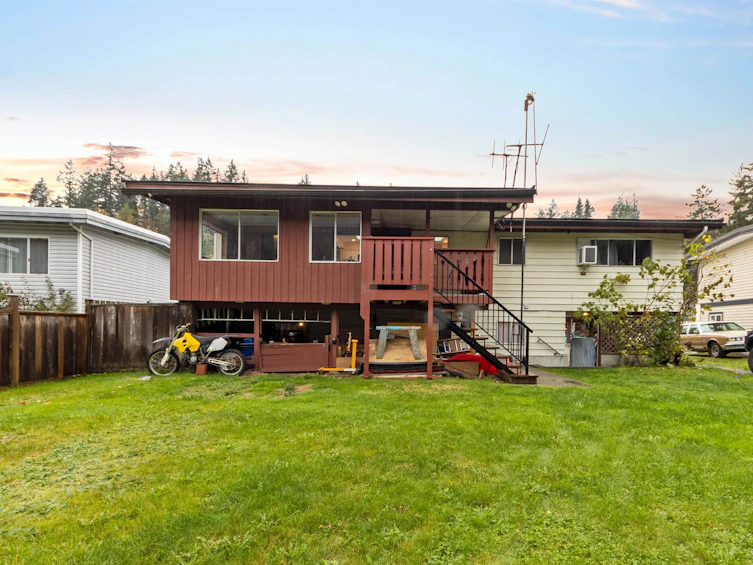 38144 Westway Avenue, Squamish, BC, V8B 0X6 - 32